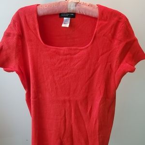 Scoop neck short sleeve sweater